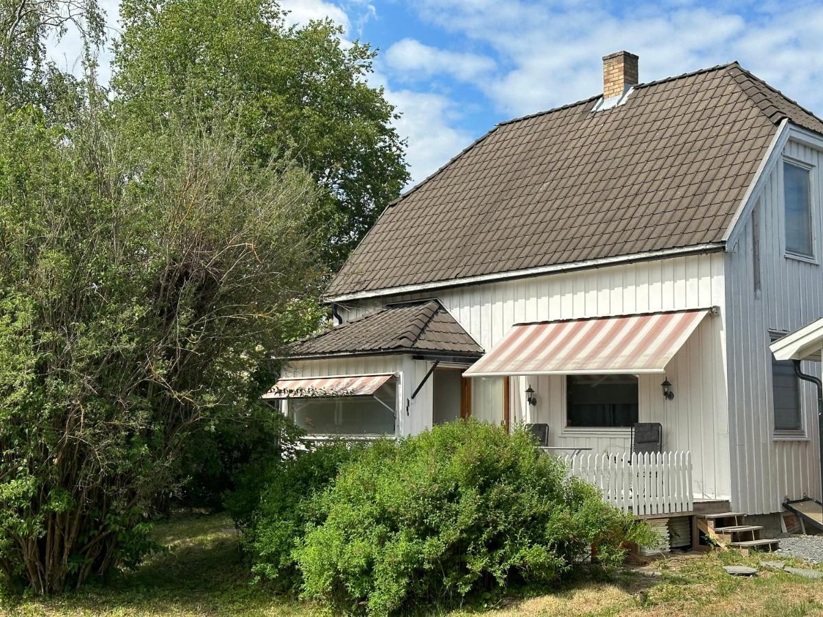 Oslo House, Nedre Kjellerstuvei, First Floor, Twin Room Lillestrøm Exteriér fotografie